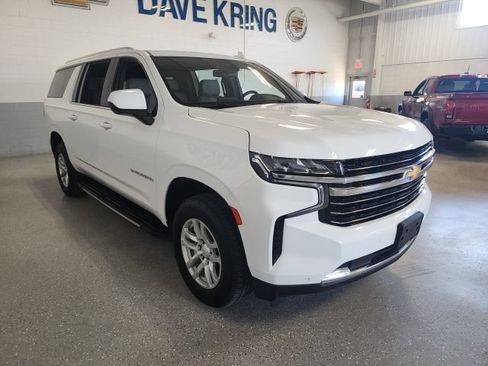 Certified 2024 Chevrolet Suburban LT AWD/4WD image 6