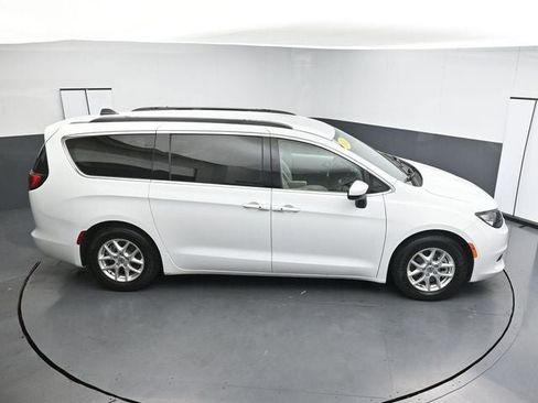 Used 2021 Chrysler Voyager Lxi FWD image 26