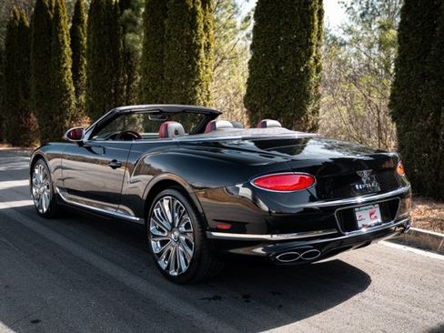 Used 2021 Bentley Continental GT Mulliner image 16