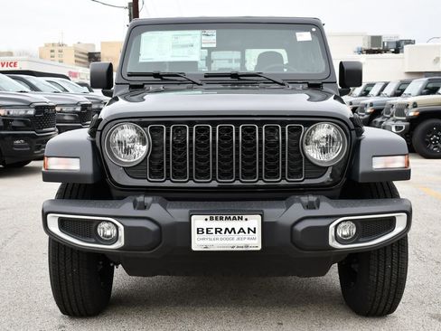 New 2026 Jeep Gladiator Sport AWD/4WD image 2