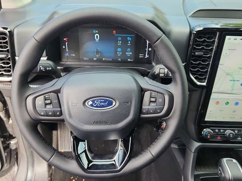 New 2025 Ford Ranger XLT w/ Equipment Group 301A High AWD/4WD image 17