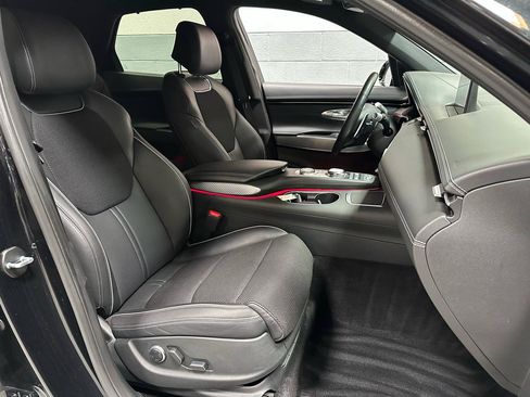 Used 2025 Genesis GV70 2.5T w/ Sport Prestige Package AWD/4WD image 9