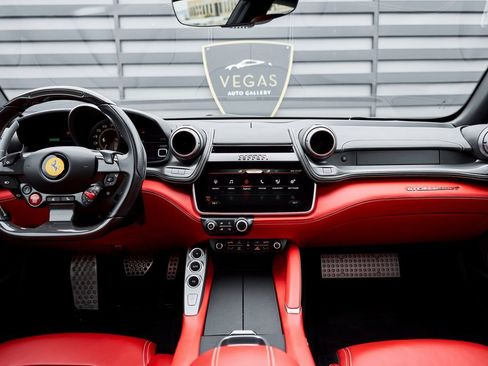 Used 2020 Ferrari GTC4Lusso T image 85