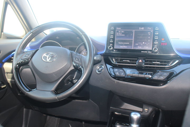 Used 2021 Toyota C-HR XLE FWD image 19