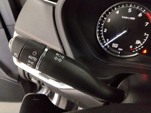 Used 2021 Cadillac XT4 Sport image 16