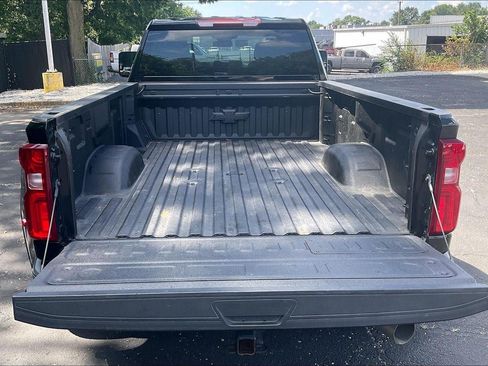 Used 2024 Chevrolet Silverado 3500 LTZ w/ LTZ Convenience Package AWD/4WD image 4