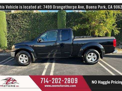 Used 2010 Nissan Frontier SE w/ SE Value Truck Pkg AWD/4WD image 11