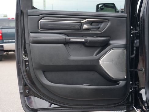 Used 2020 RAM 1500 Limited w/ Black Appearance Package AWD/4WD image 23