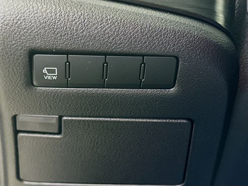 Used 2021 Lexus ES 300h w/ Accessory Package 2 image 17