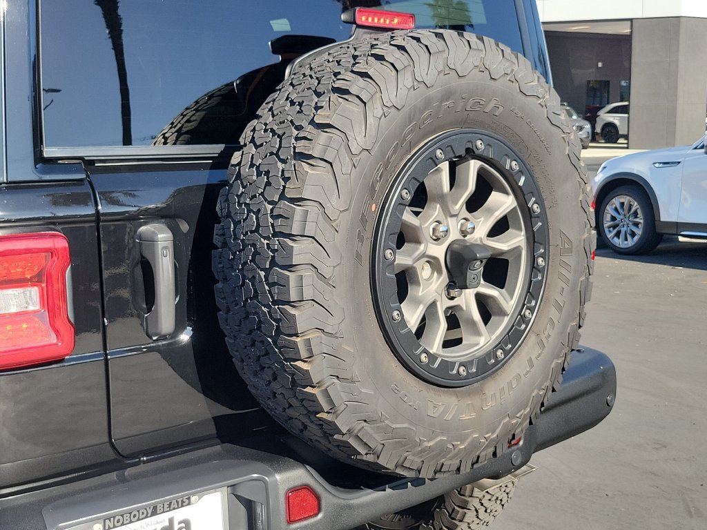 Used 2022 Jeep Wrangler Unlimited Rubicon w/ Dual Top Group AWD/4WD image 26