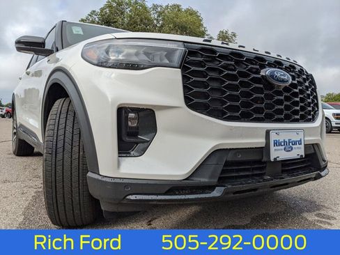 New 2025 Ford Explorer ST-Line image 28