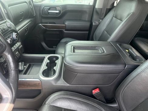 Used 2020 GMC Sierra 1500 SLT RWD image 21