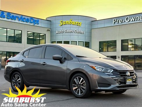 Used 2023 Nissan Versa SV image 1