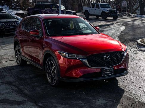 Used 2023 MAZDA CX-5 AWD 2.5 S w/ Premium Package image 3