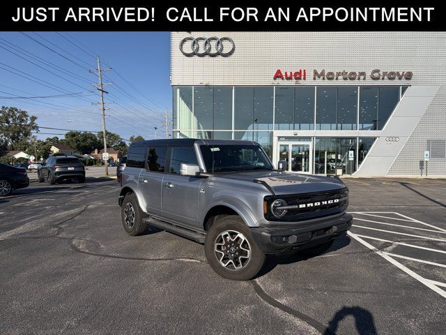 Used 2024 Ford Bronco Outer Banks AWD/4WD image 1