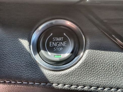 Used 2026 Buick Enclave Preferred w/ Power Package FWD image 17