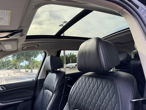 Used 2023 BMW X7 xDrive40i image 40