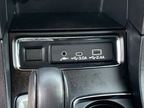 Used 2024 Subaru Ascent Premium AWD/4WD image 28