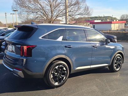 New 2026 Kia Sorento S w/ S Panoramic Sunroof Package