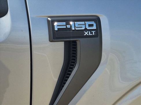Used 2021 Ford F150 XLT w/ Equipment Group 302A High RWD image 5