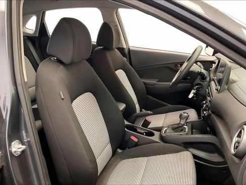 Used 2022 Hyundai Kona SE AWD/4WD image 6