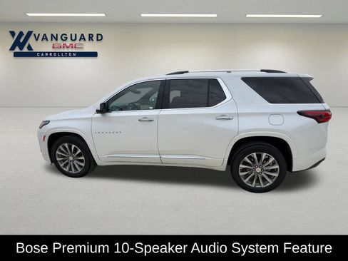 Used 2023 Chevrolet Traverse Premier FWD image 5