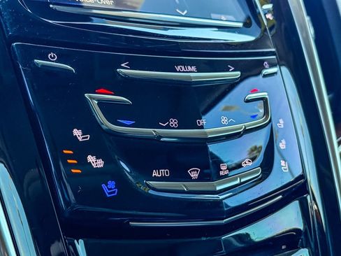 Certified 2020 Cadillac Escalade Luxury AWD/4WD image 23