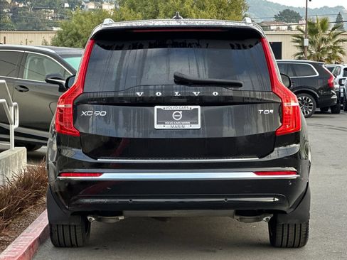 Certified 2025 Volvo XC90 T8 Ultra image 8