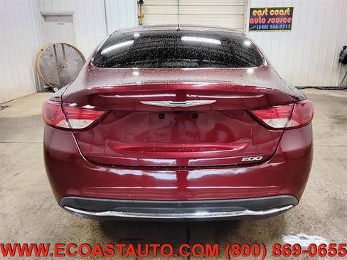 Used 2015 Chrysler 200 Limited image 8