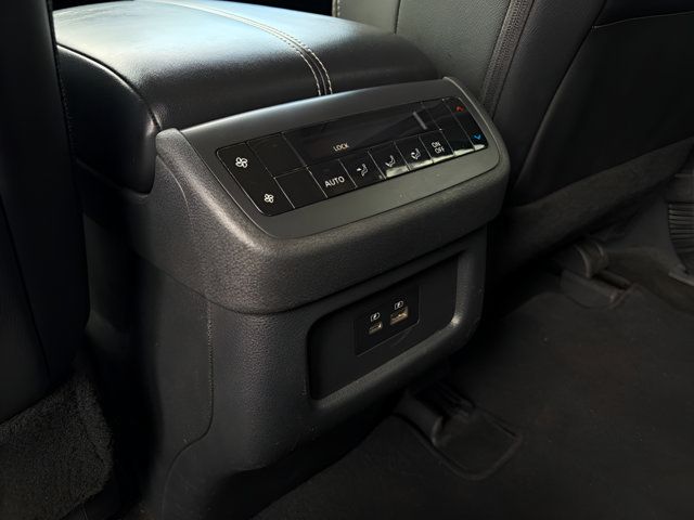 Certified 2023 Nissan Pathfinder SL FWD image 23