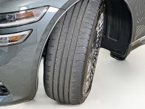 Used 2022 Genesis G80 2.5T w/ Prestige Package image 25