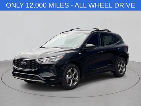 Used 2024 Ford Escape ST-Line w/ Tech Pack #1 AWD/4WD image 1