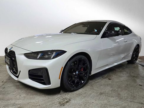 Used 2025 BMW 440i xDrive M440i xDrive w/ Premium Package image 7