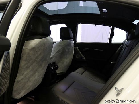 Used 2026 BMW 550e xDrive w/ Executive Package image 25