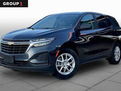 Used 2022 Chevrolet Equinox LS w/ LS Convenience Package