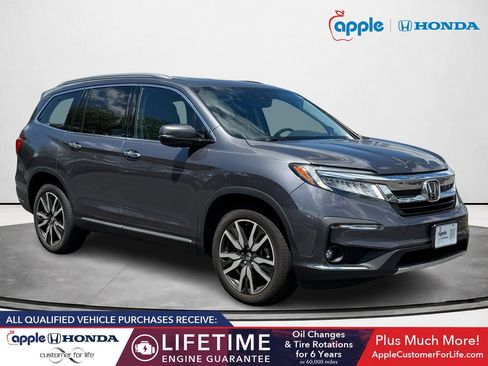 Used 2019 Honda Pilot Touring image 1
