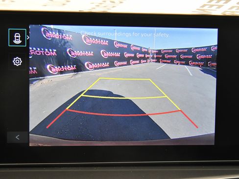Used 2025 Kia Sorento S w/ Panoramic Sunroof Package FWD image 19
