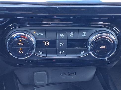 New 2026 Chevrolet Trax RS w/ Sunroof Package image 15