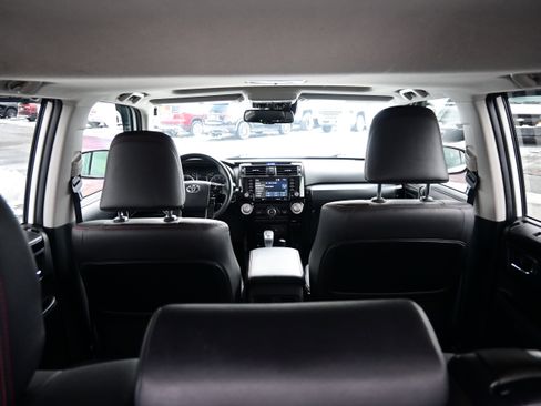 Used 2022 Toyota 4Runner TRD Off-Road Premium image 16