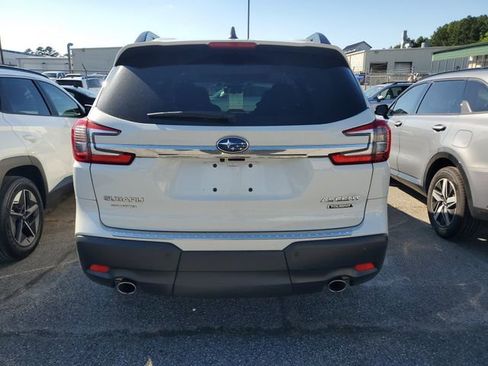 Certified 2025 Subaru Ascent Touring w/ Popular Package #1 AWD/4WD image 9