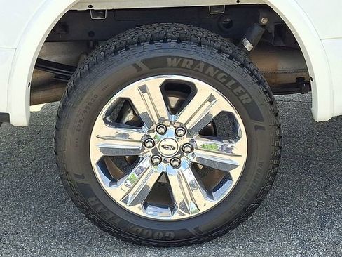 Used 2020 Ford F150 Lariat w/ Equipment Group 502A Luxury AWD/4WD image 30