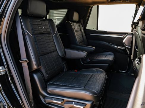 Used 2026 Cadillac Escalade V w/ LPO, ONYX Package image 76