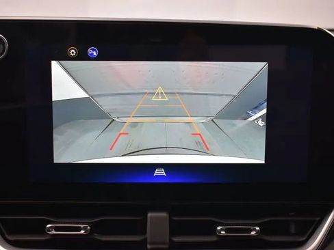 Used 2025 Chevrolet Equinox LT image 35