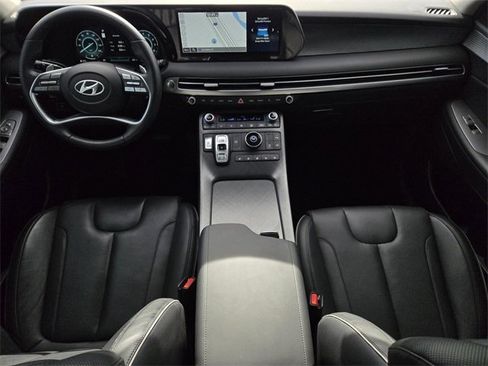 Used 2024 Hyundai Palisade Limited image 18