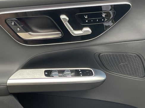 Certified 2025 Mercedes-Benz GLC 300 4MATIC image 19