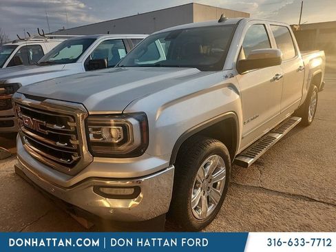Used 2017 GMC Sierra 1500 SLT image 1