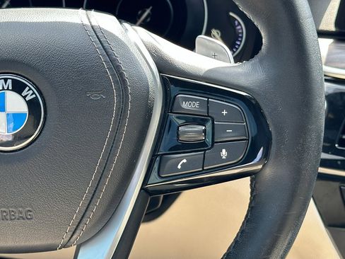 Used 2018 BMW 530e RWD image 30