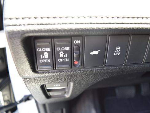 Certified 2026 Honda Odyssey Sport-L image 30