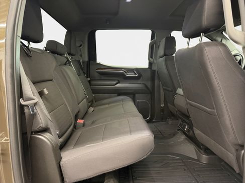 Used 2024 GMC Sierra 1500 Elevation w/ X31 Off-Road Package AWD/4WD image 11