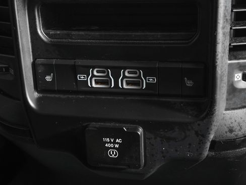 Used 2022 RAM 2500 Limited image 10